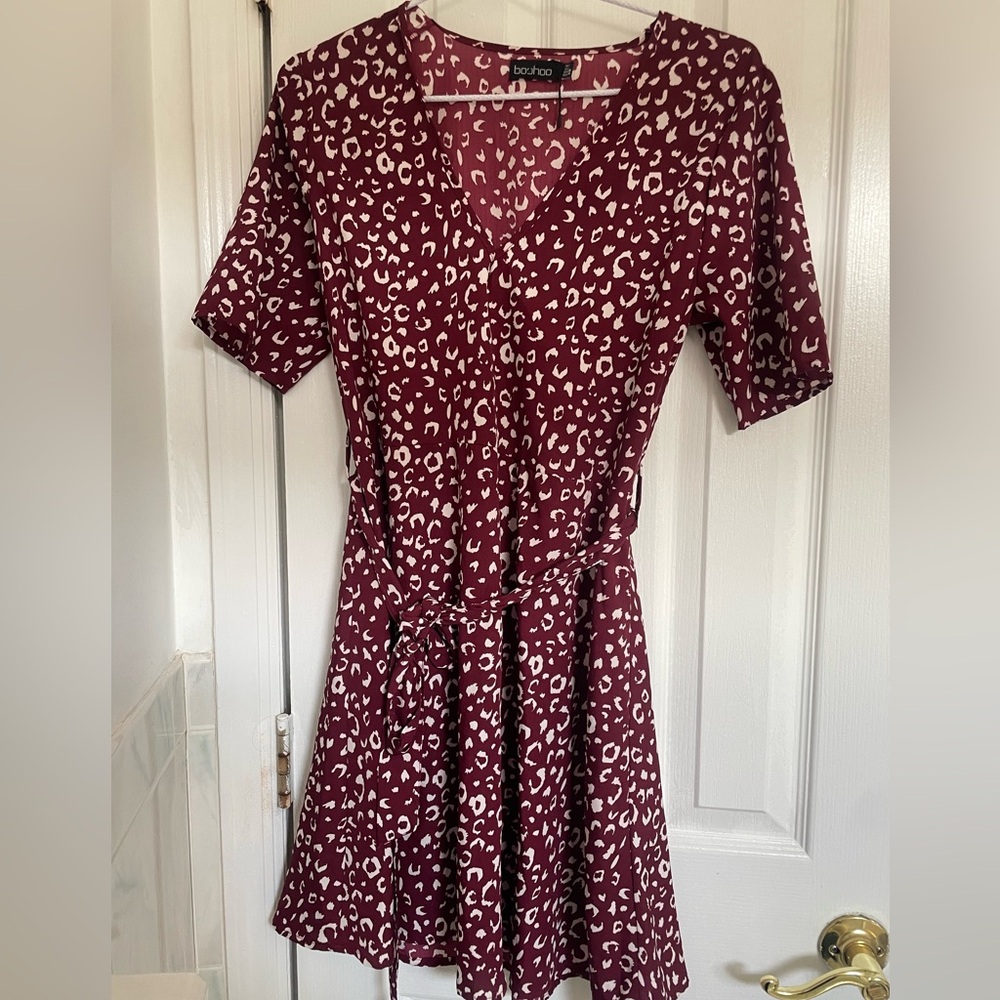 Boohoo Maroon Dress Like New